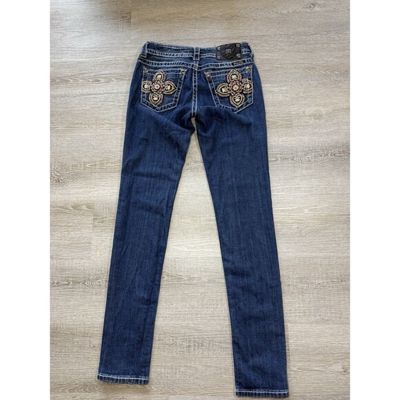 Miss Me Winged Cross Embroidered Pocket Low Rise Skinny Jeans Size 27  (27x31) - Picture 3 of 10